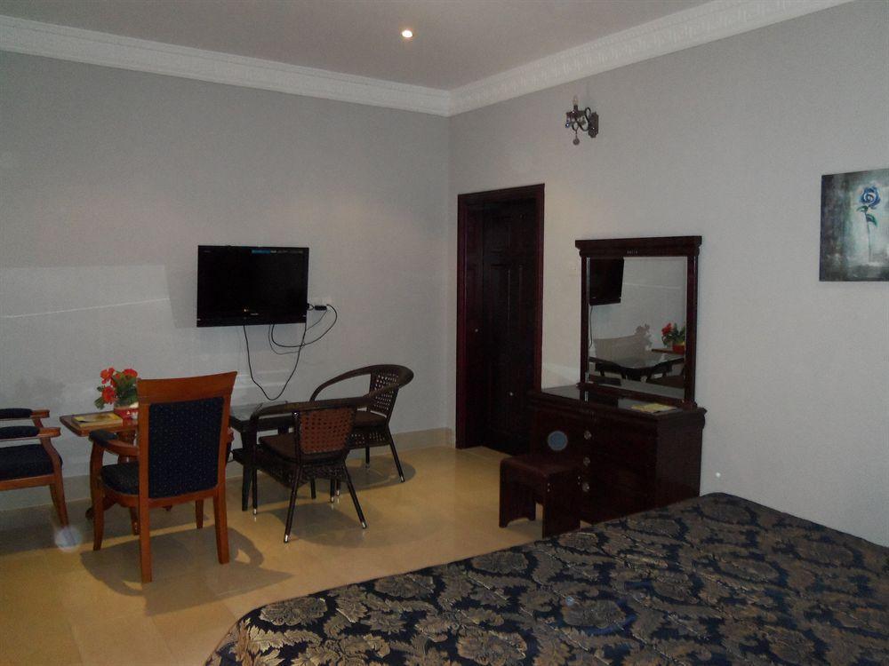 Hotel Royal Residence Branch Umm al-Quwain Exterior foto